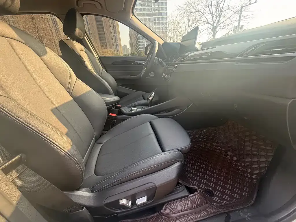 BMW X1 2023 из CN, фото 8