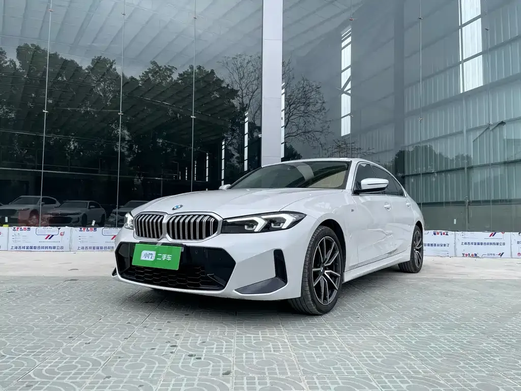 BMW 3 Series — фото 1