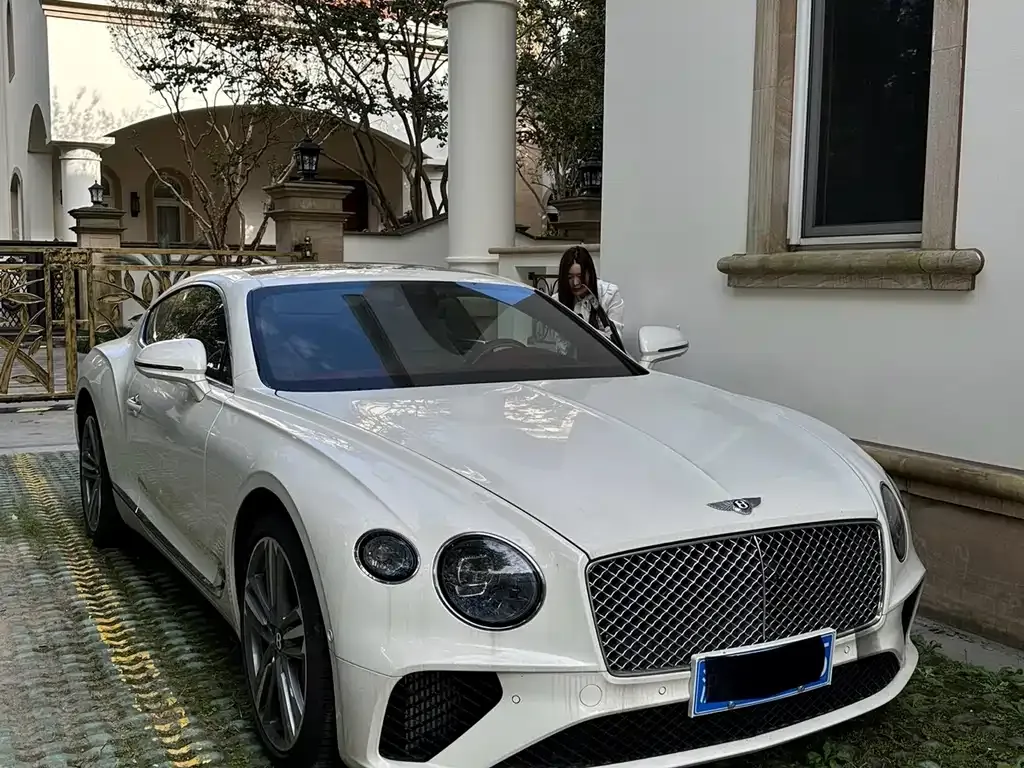 Bentley Continental — фото 1