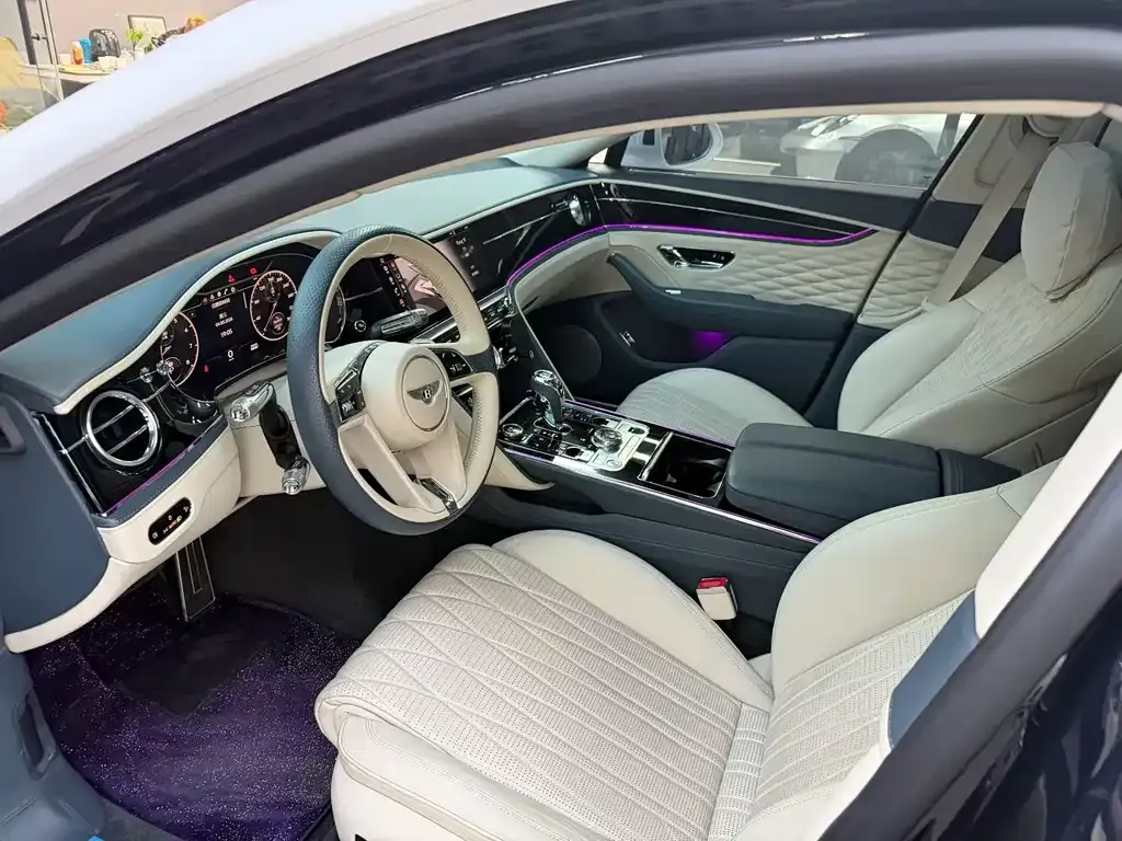 Bentley Flying Spur 2021 из CN, фото 3