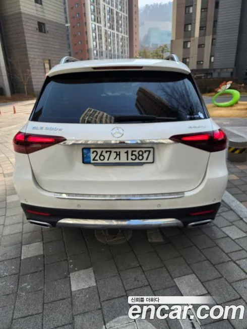 Mercedes-Benz GLE-Class — фото 2