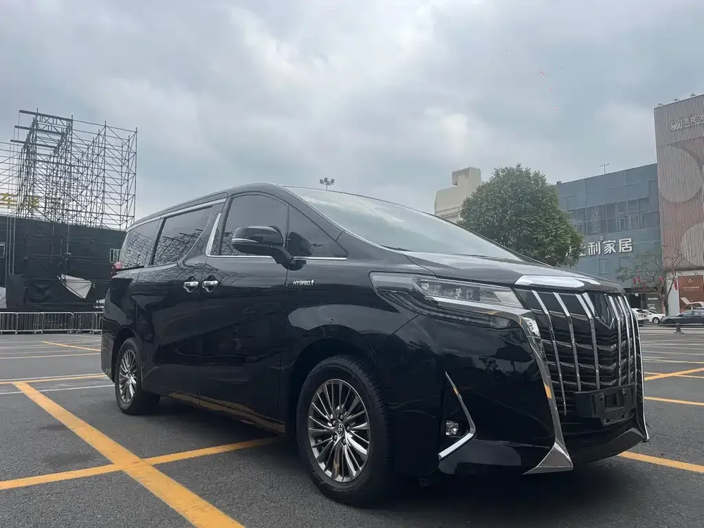 Toyota Alphard 2023 из CN, фото 2