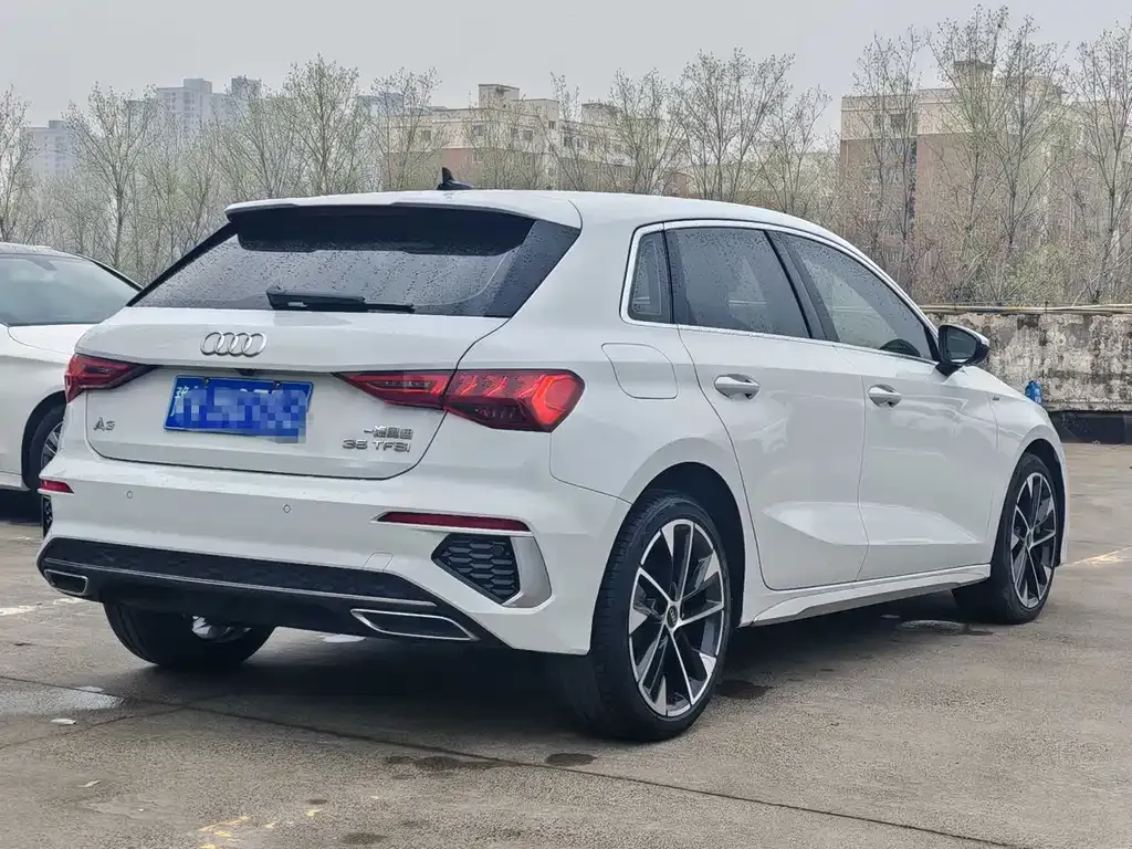 Audi A3 2023 из CN, фото 5