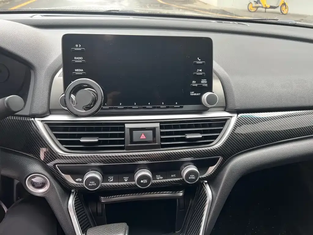Honda Accord — фото 2
