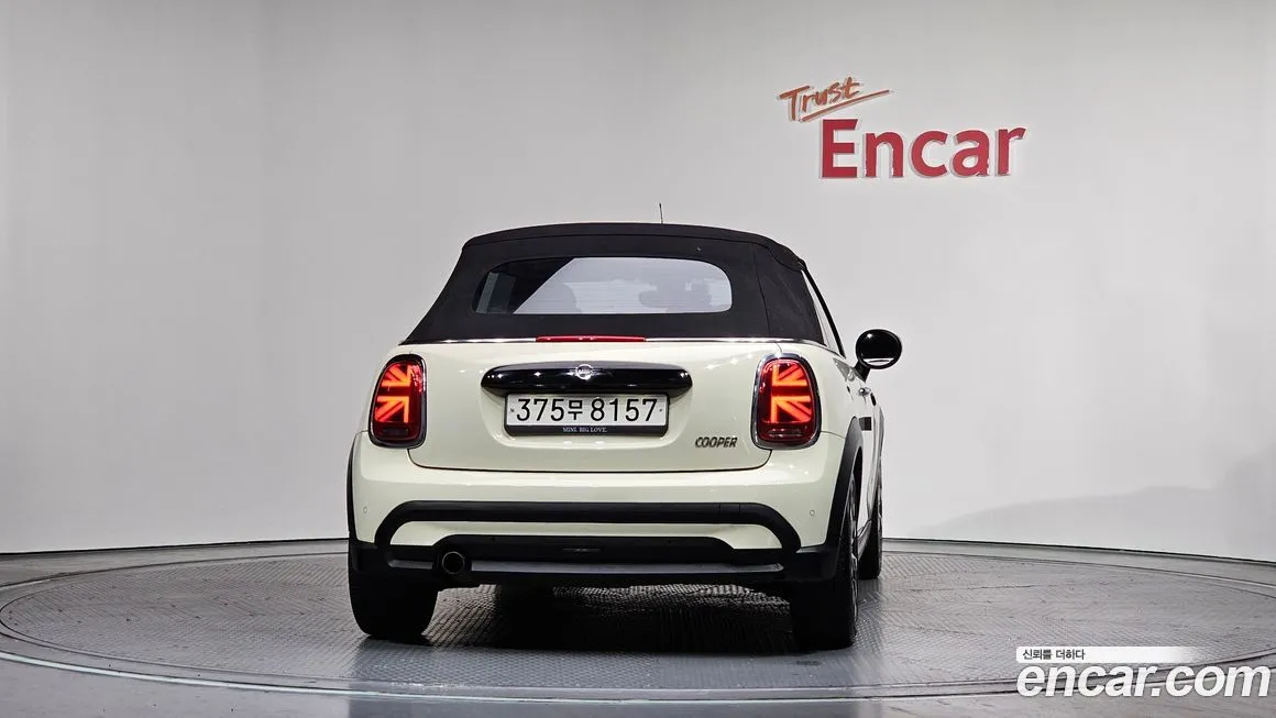 Mini Cooper Convertible 2022 из KR, фото 3