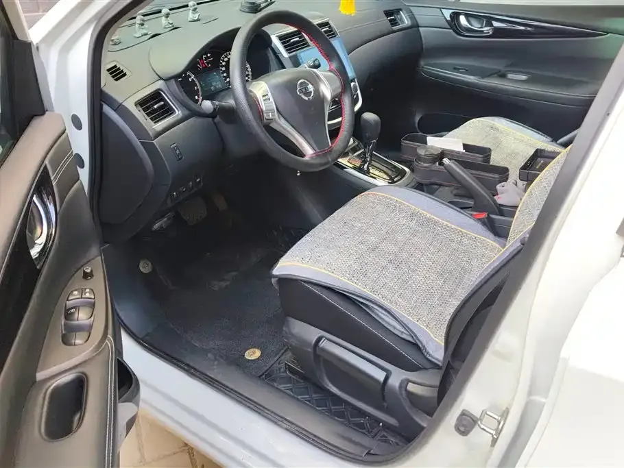 Nissan Tiida 2024 из CN, фото 8