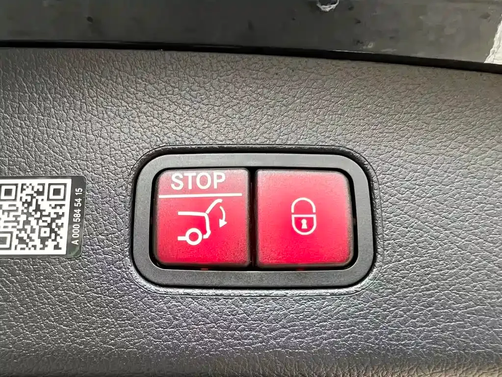 Mercedes-Benz GLC PHEV 2025 из CN, фото 9