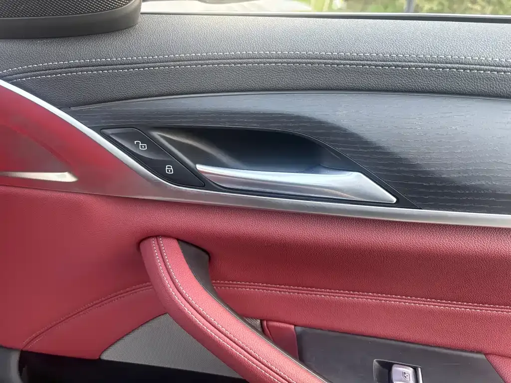 BMW 5 Series — фото 10