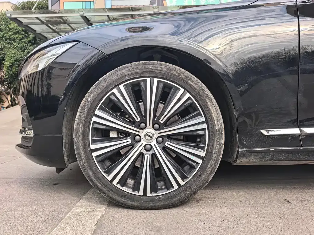 Volvo S90 — фото 7
