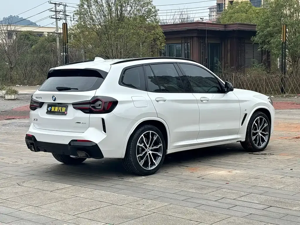 BMW X3 — фото 8