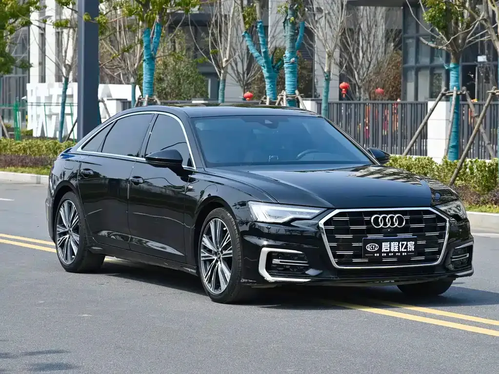 Audi A6L — фото 10