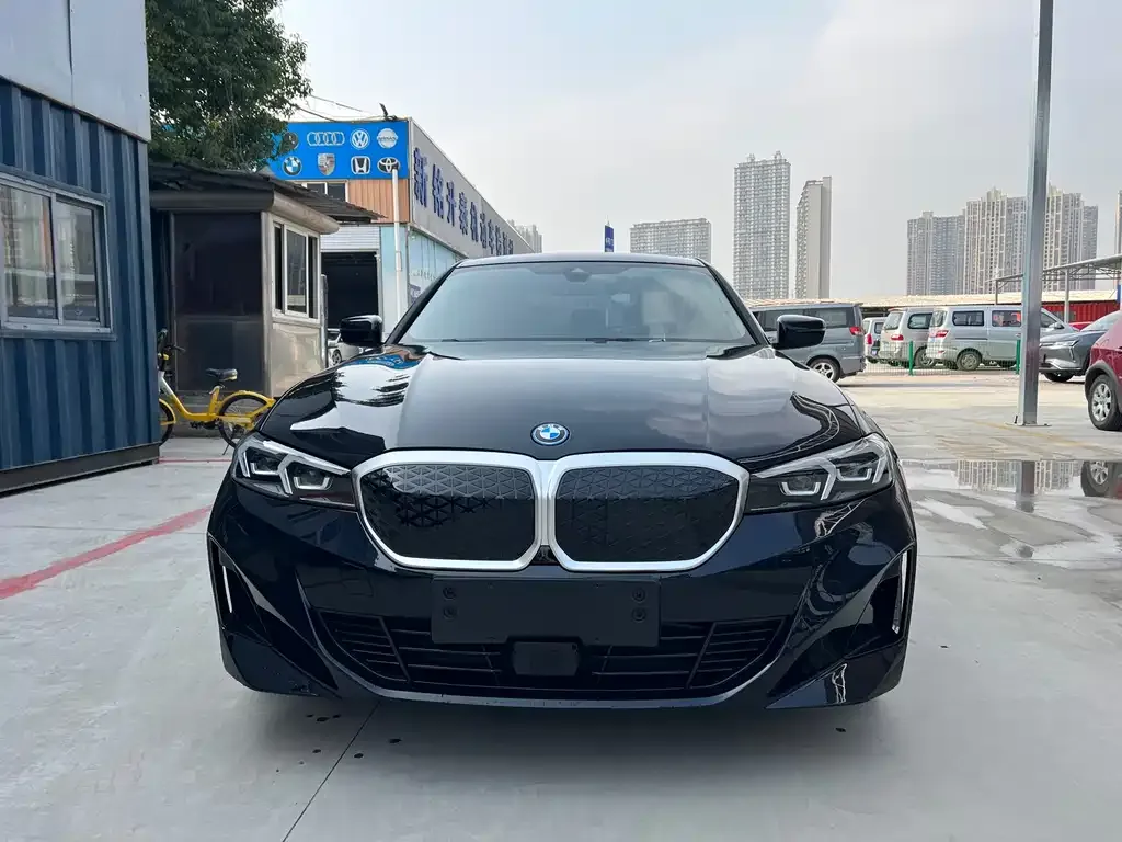 BMW i3 — фото 5
