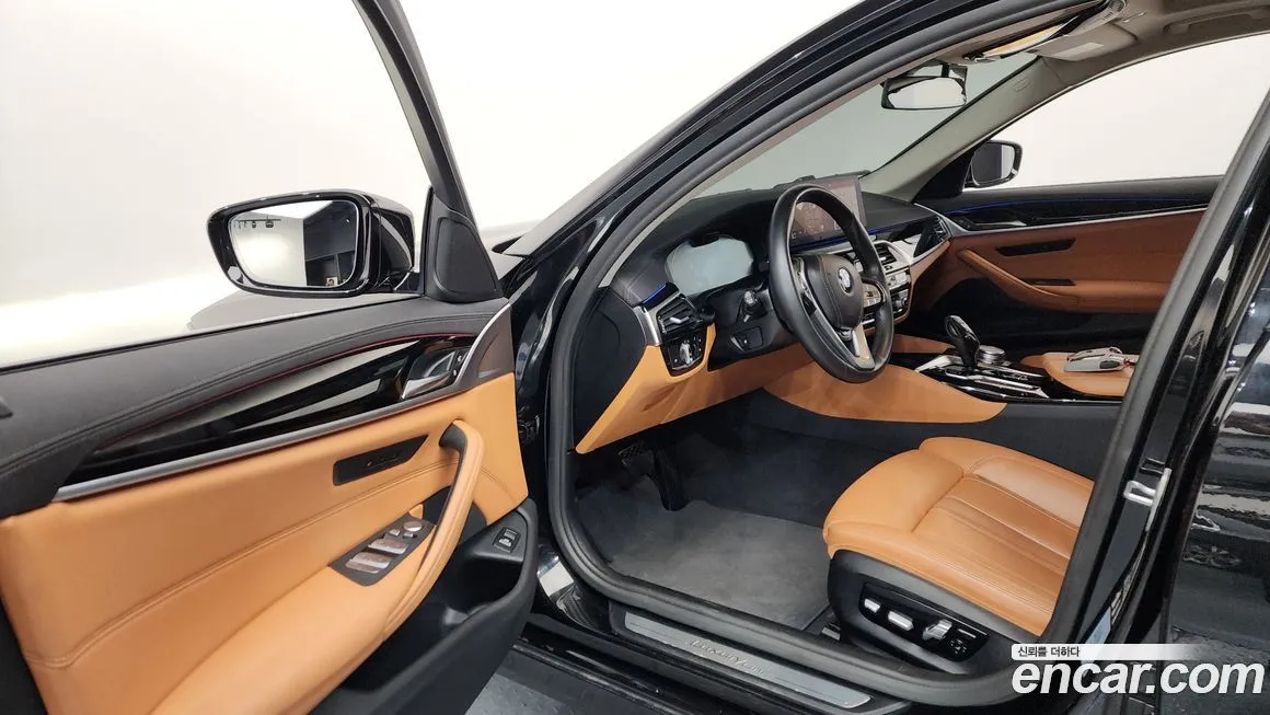 BMW 5-Series 2022 из KR, фото 9