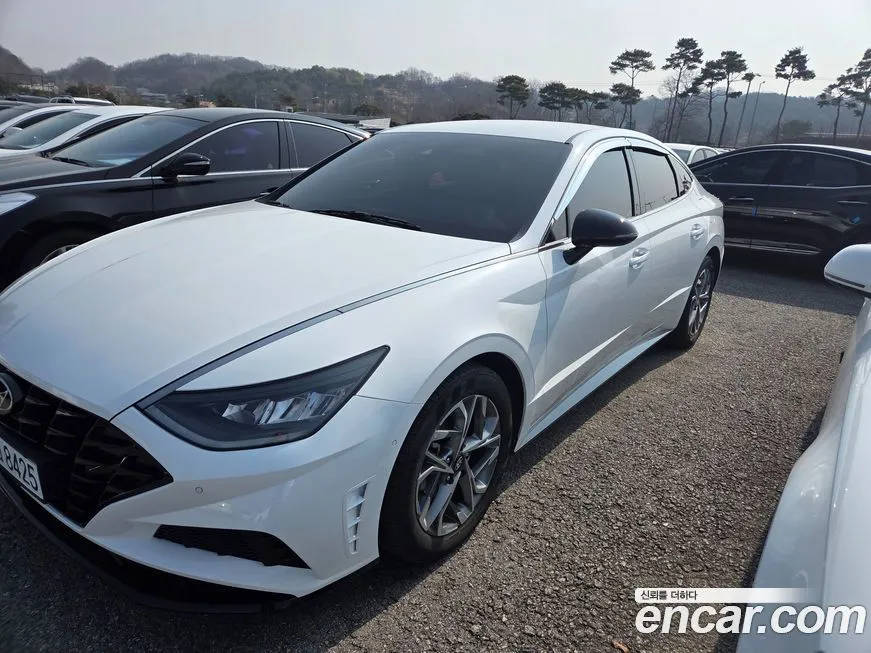Hyundai Sonata 2022 из KR, фото 3