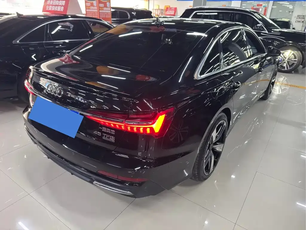 Audi A6L 2021 из CN, фото 9