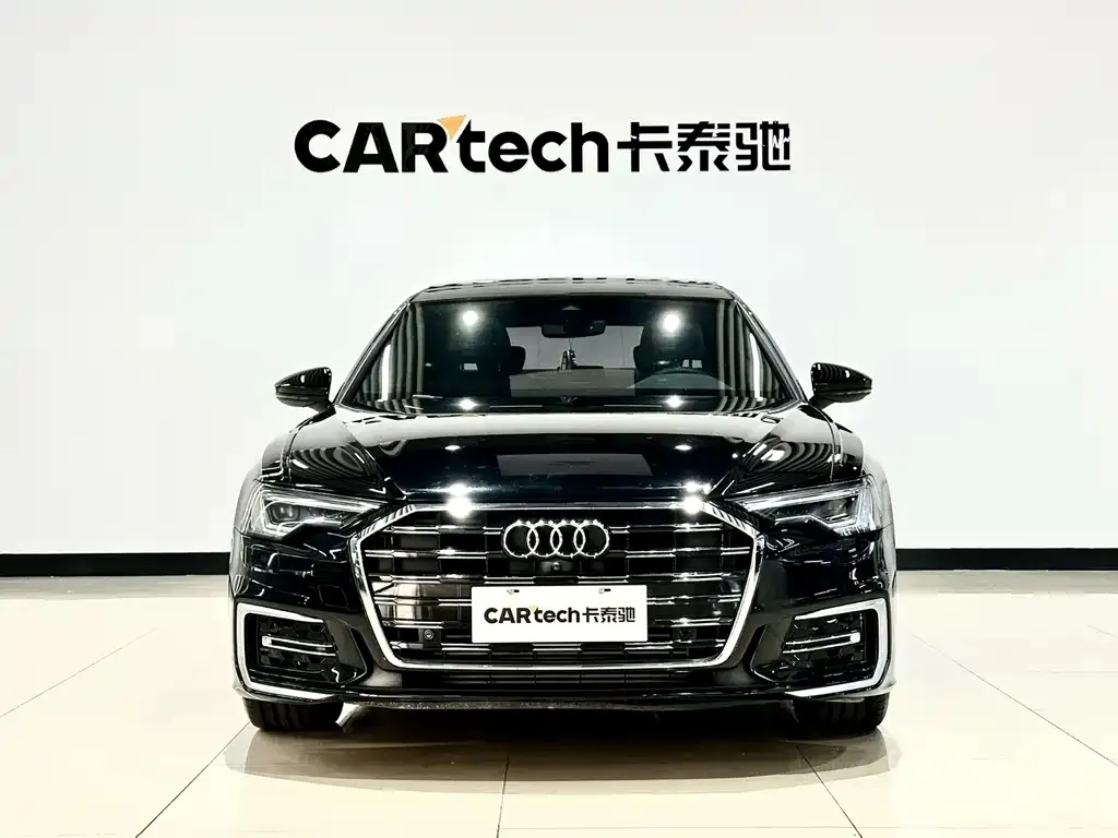 Audi A6L — фото 1