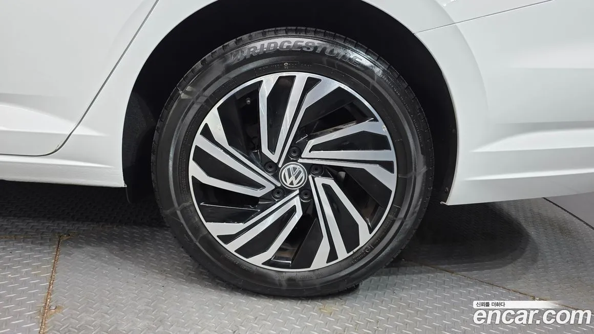 Volkswagen Jetta 2021 из KR, фото 10