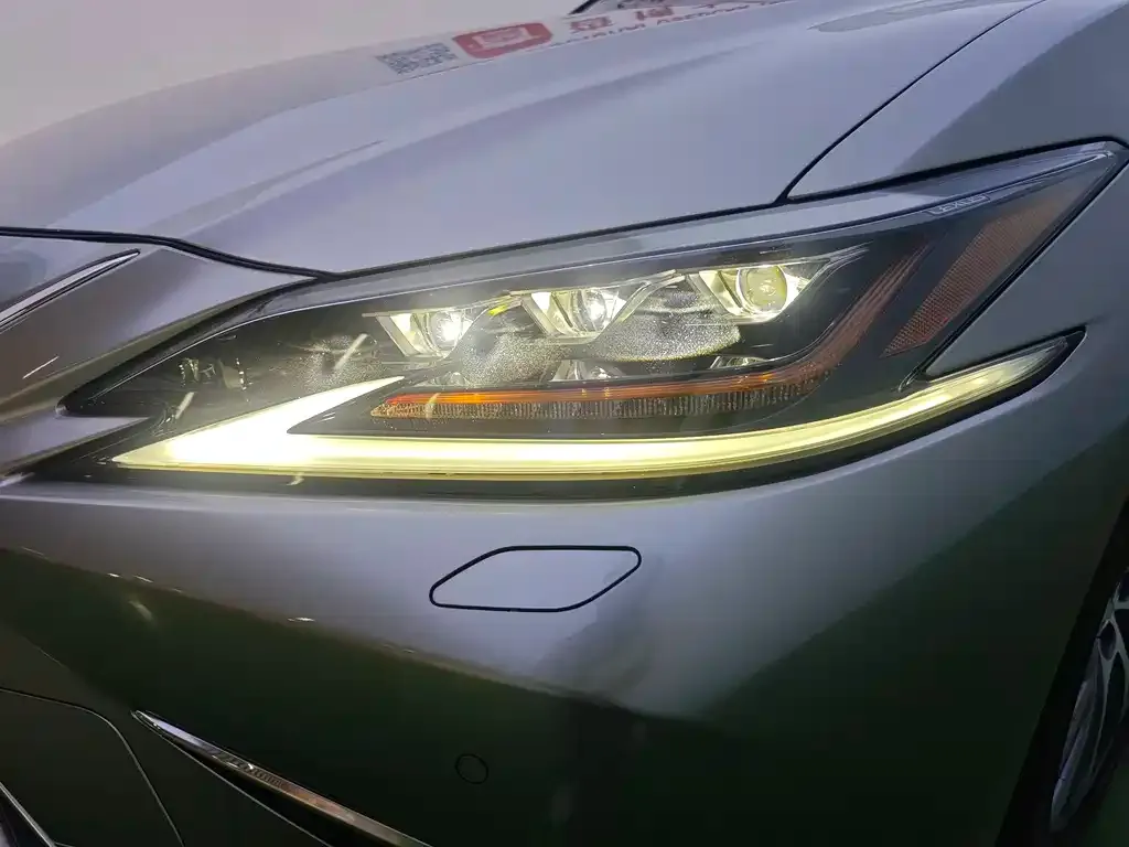 Lexus ES 2022 из CN, фото 7