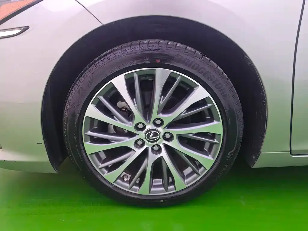 Lexus ES 2022 из CN, фото 3