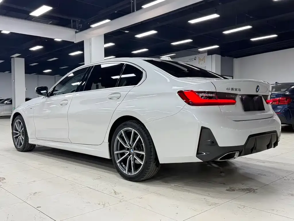 BMW 3 Series — фото 4