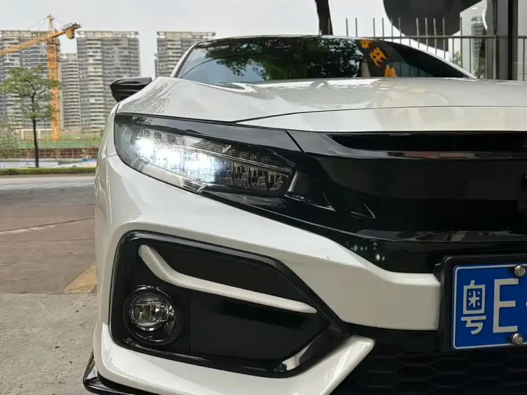 Honda Civic — фото 6