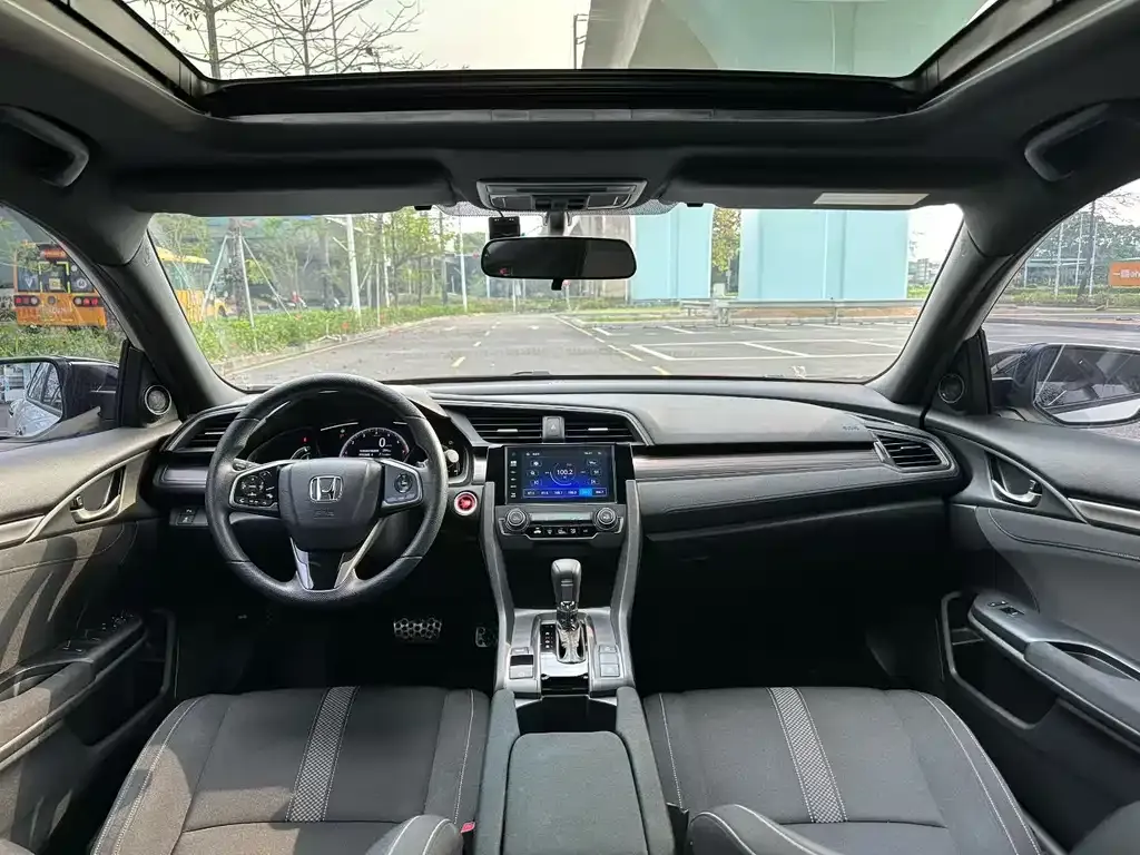 Honda Civic — фото 4