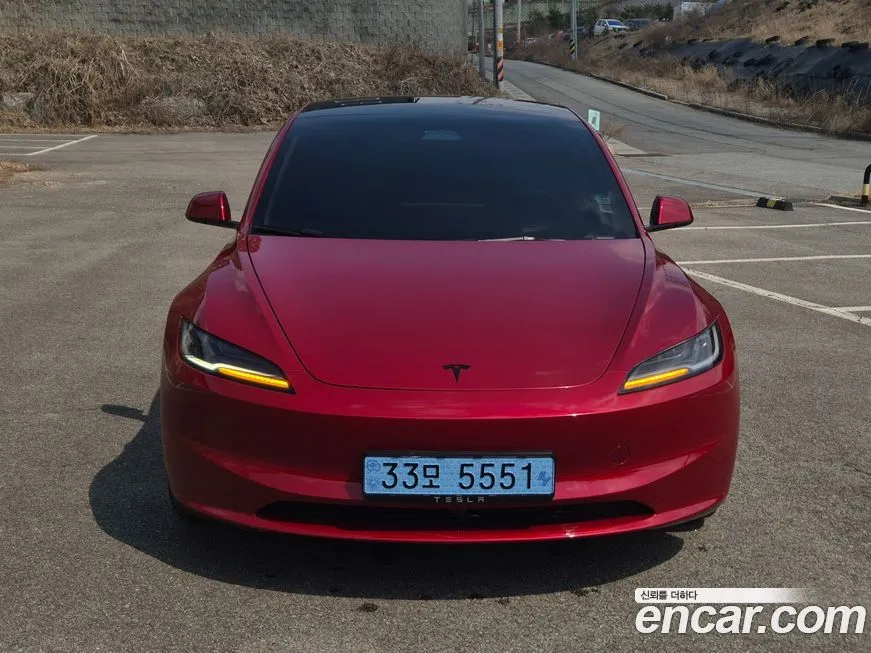 Tesla Model 3 — фото 10