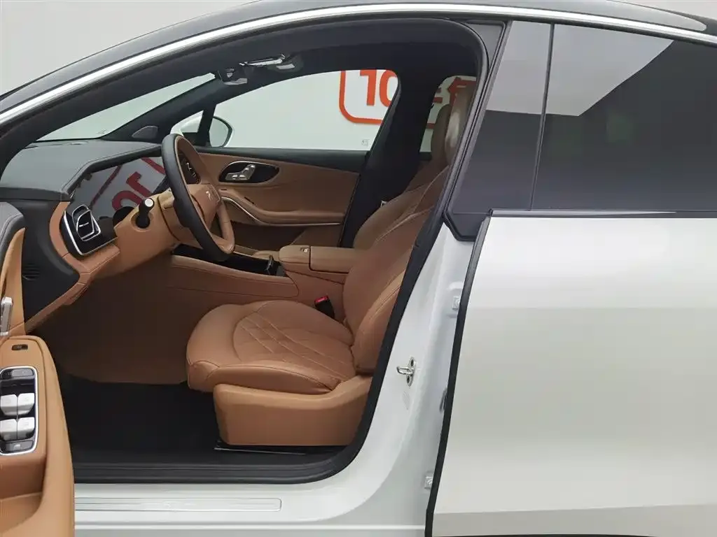 Roewe Feifan R7 2024 из CN, фото 9