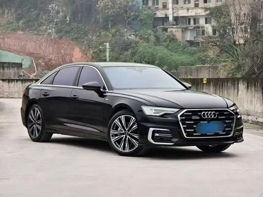 Audi A6L — фото 9