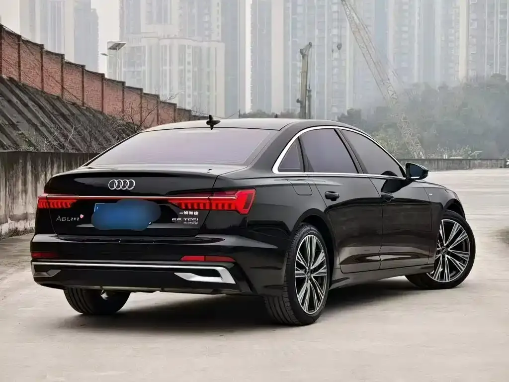 Audi A6L — фото 3