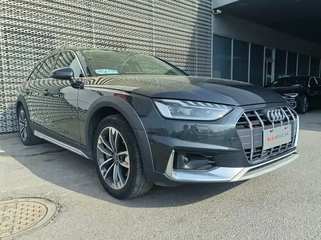 Audi A4 (Import) — фото 4