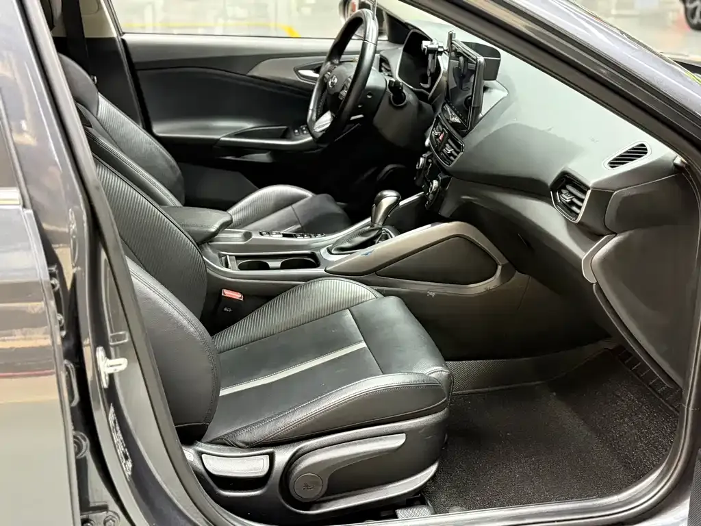 Hyundai Fista 2021 из CN, фото 7