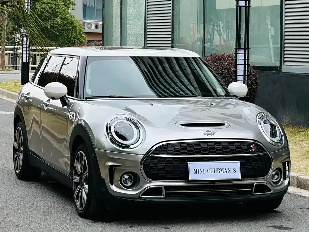MINI Clubman — фото 2