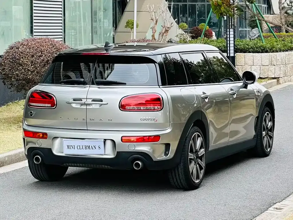 MINI Clubman — фото 5
