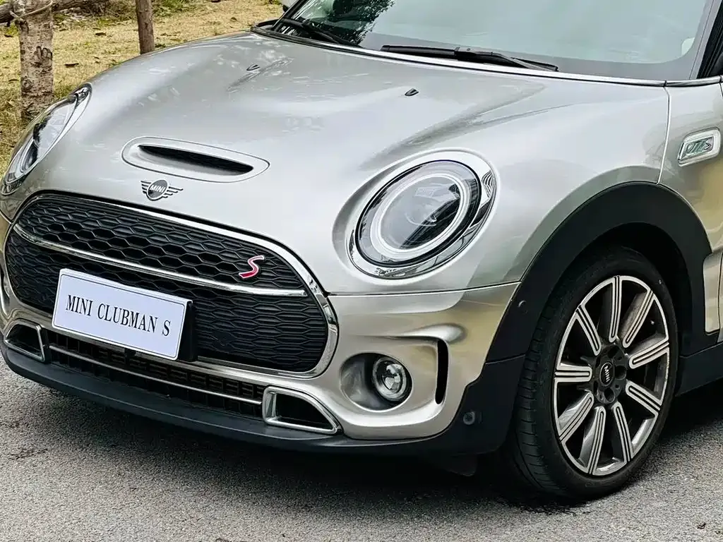 MINI Clubman — фото 7