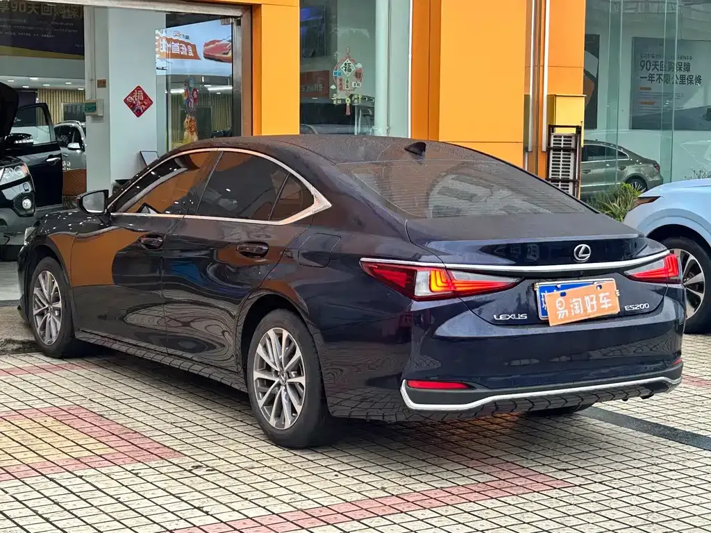 Lexus ES 2023 из CN, фото 9