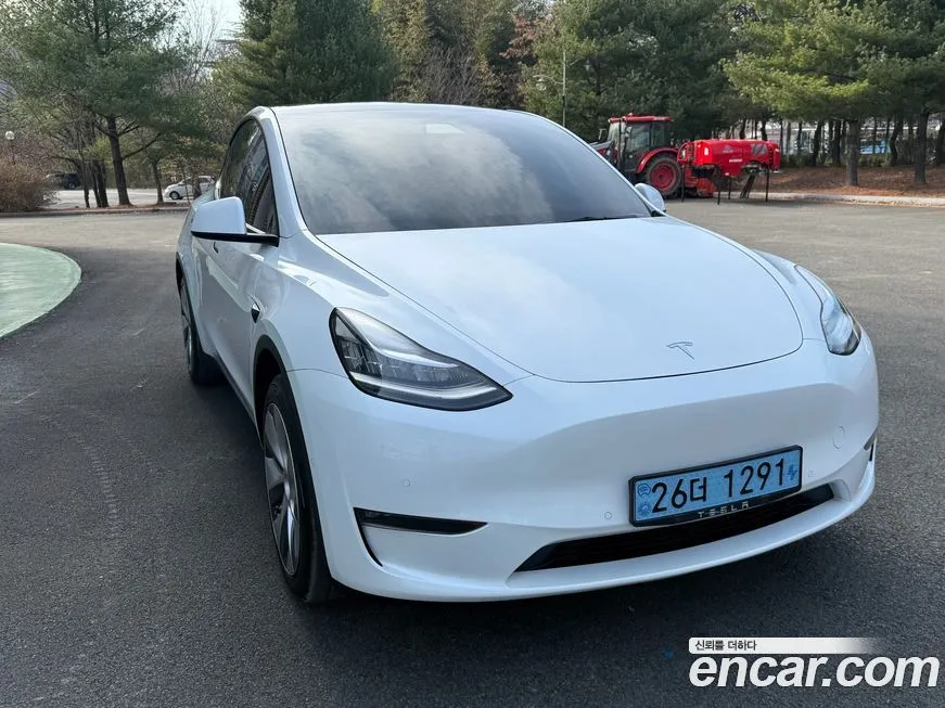 Tesla Model Y 2021 из KR, фото 2