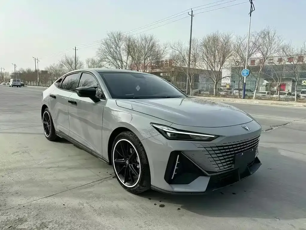 Changan UNI-V 2023 из CN, фото 4