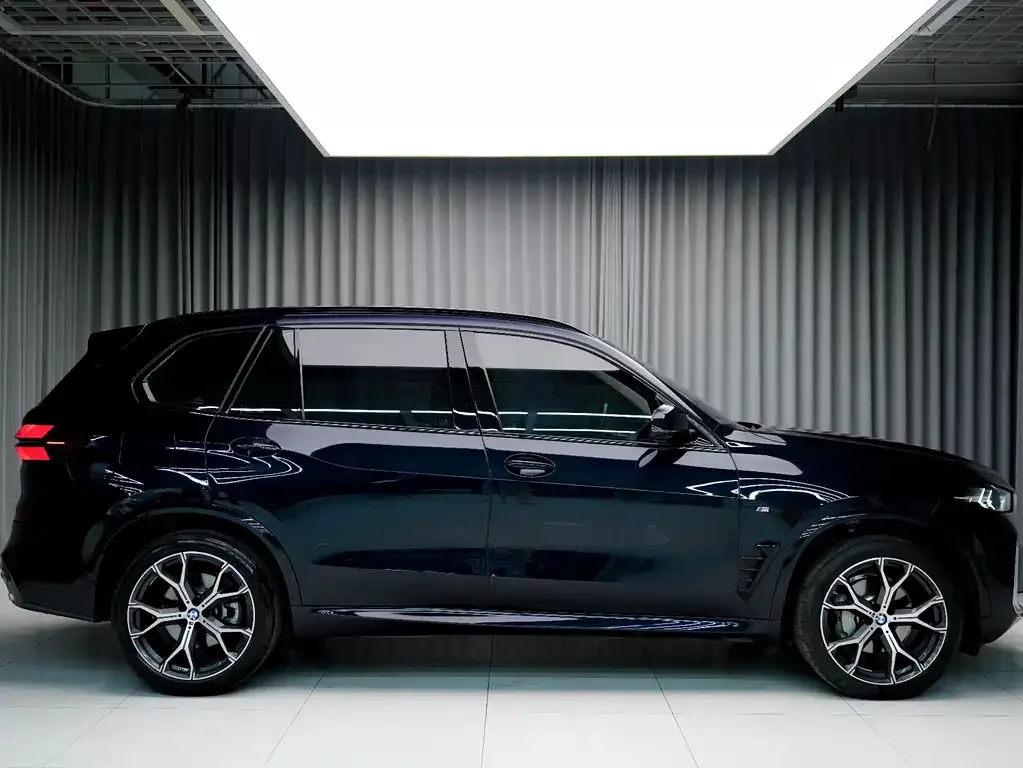 BMW X5 2025 из CN, фото 2