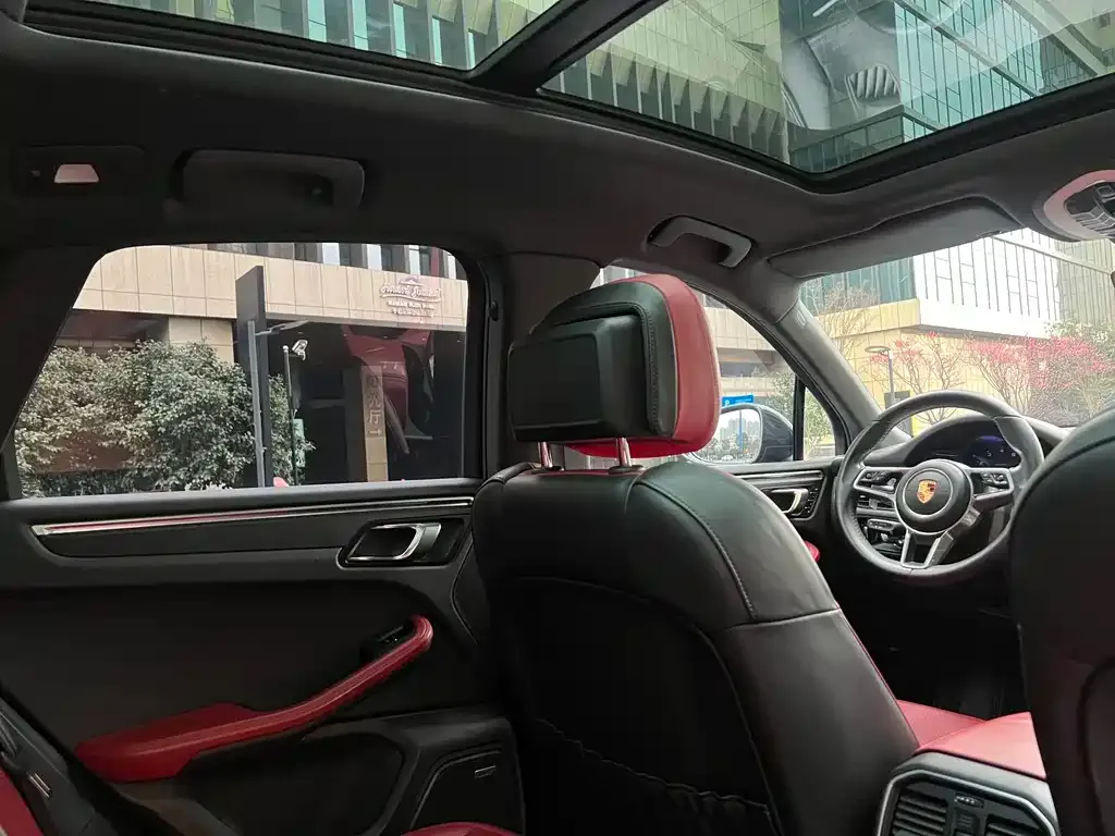 Porsche Macan 2021 из CN, фото 4