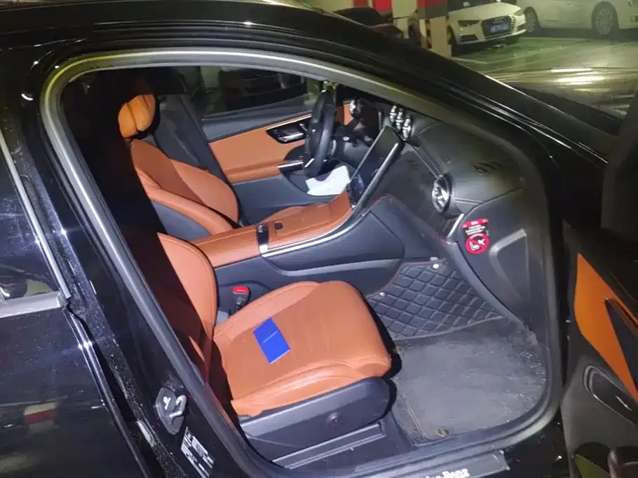 Mercedes-Benz GLC 2023 из CN, фото 8
