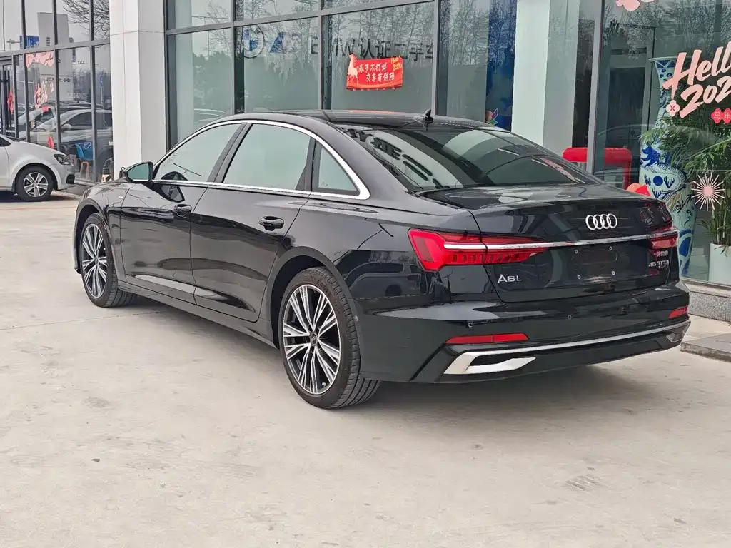 Audi A6L — фото 8