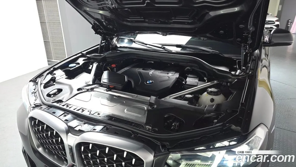 BMW X4 — фото 10