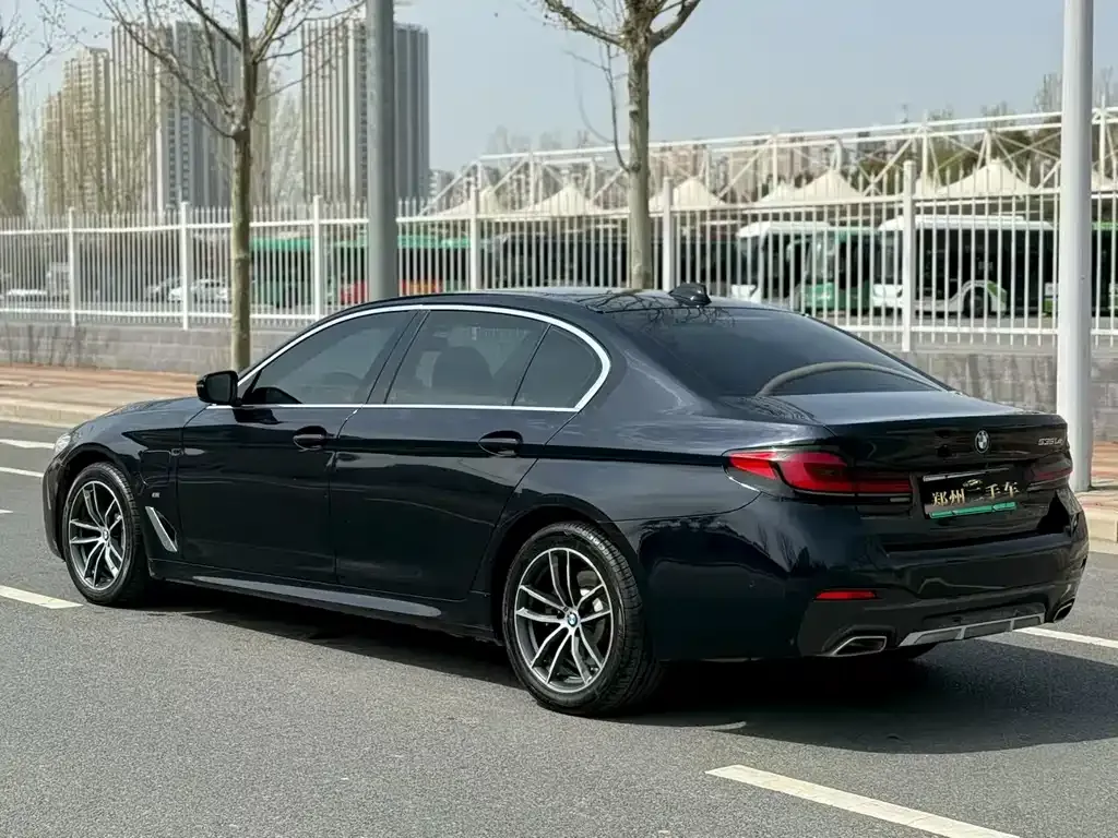 BMW 5 Series New Energy — фото 8
