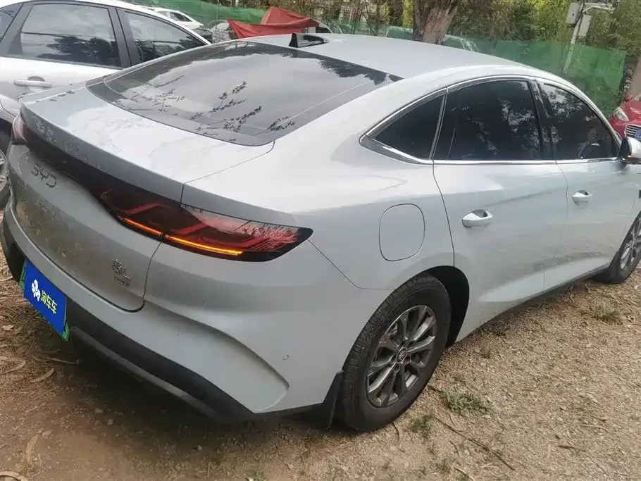 BYD Qin L — фото 10