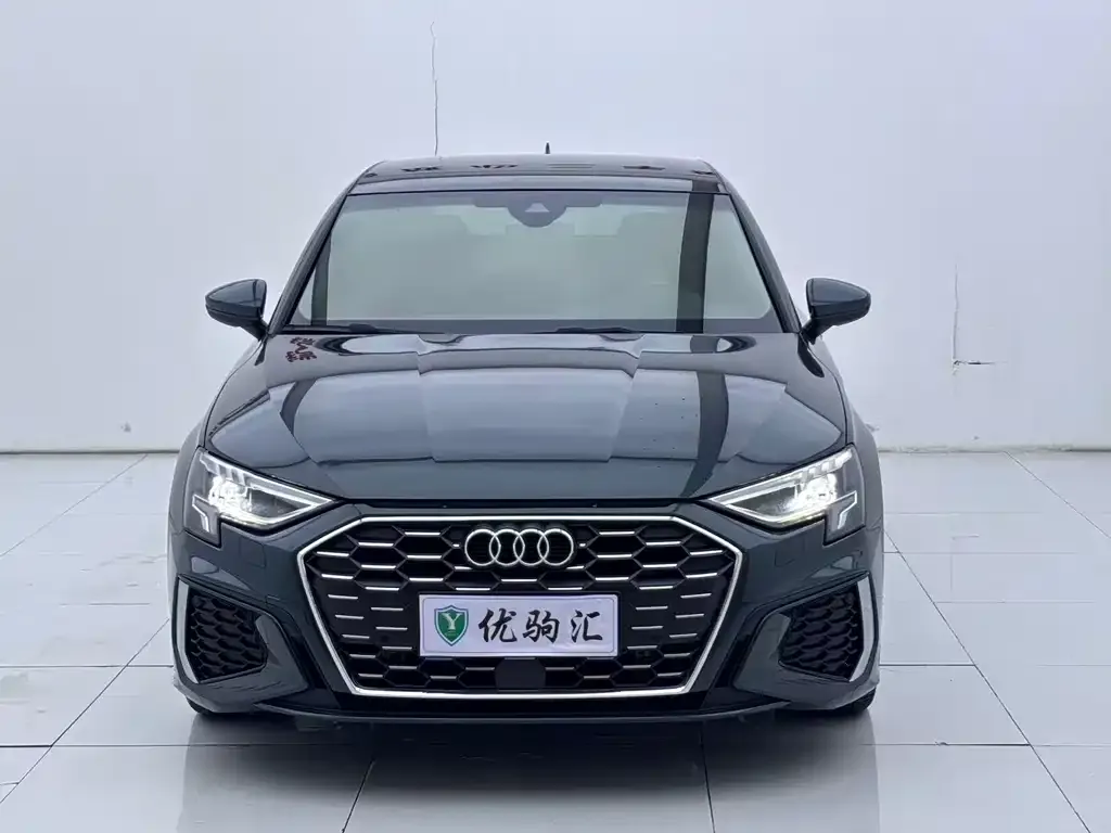 Audi A3 2024 из CN, фото 4