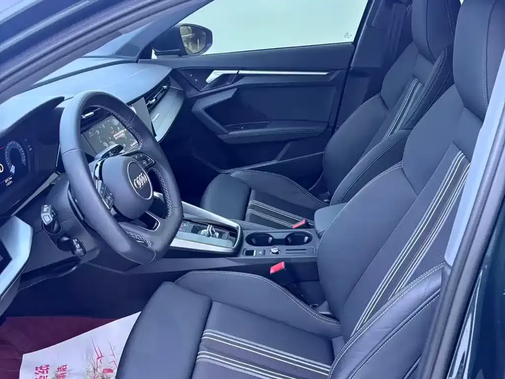 Audi A3 2024 из CN, фото 8