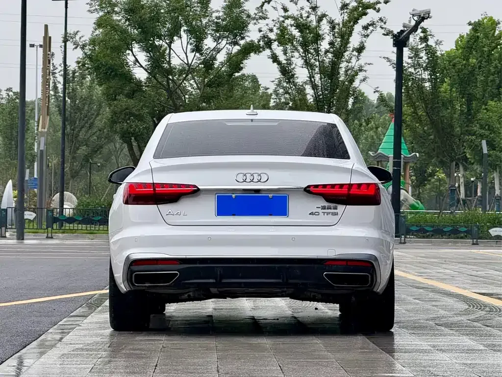 Audi A4L — фото 8