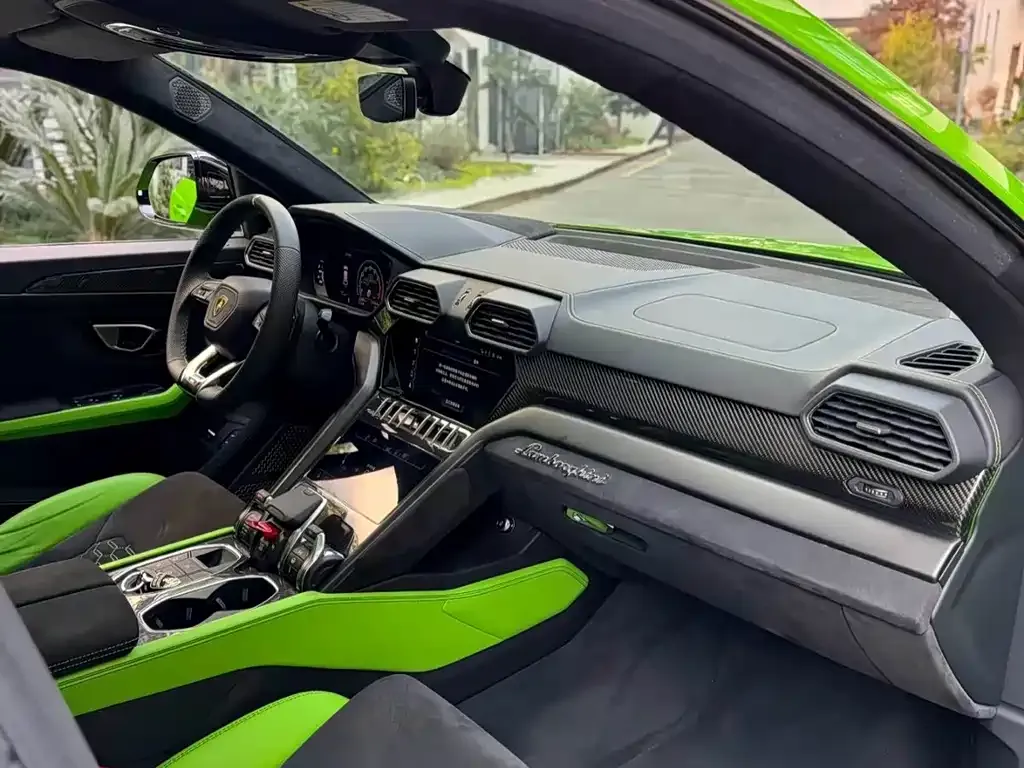 Lamborghini Urus 2021 из CN, фото 5