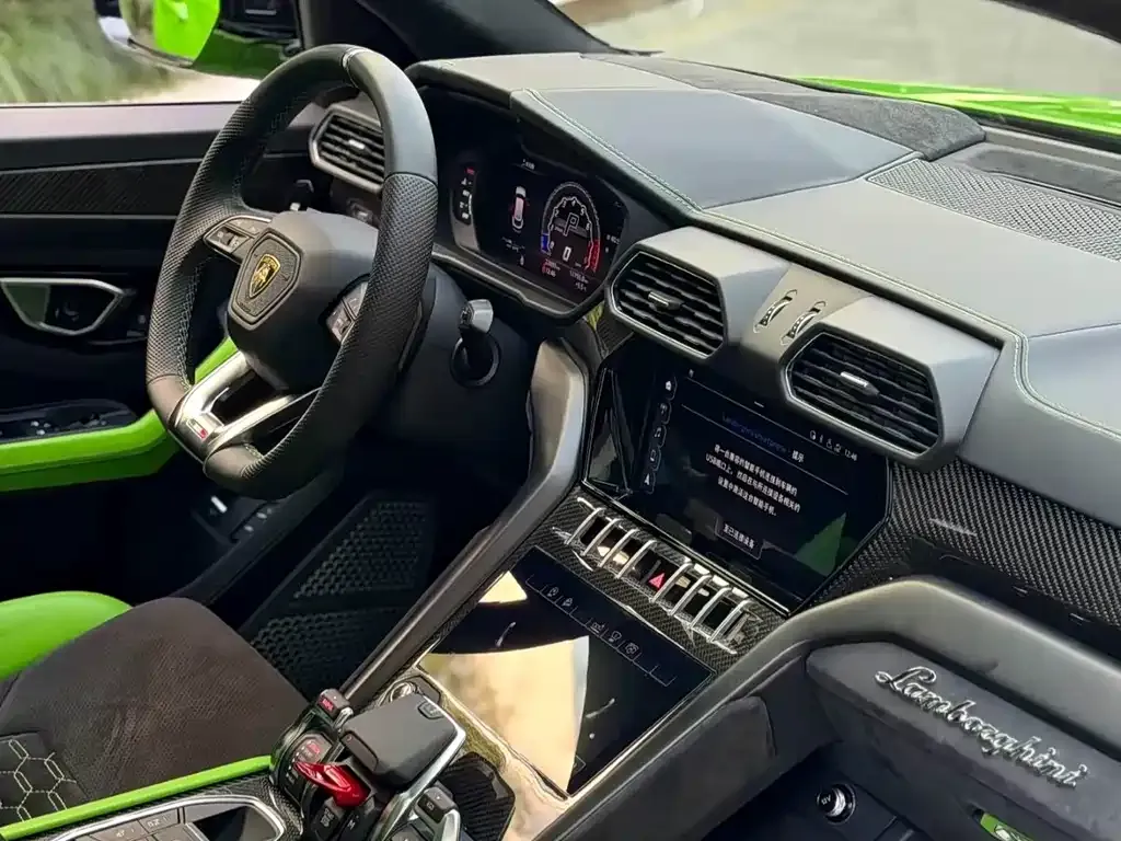 Lamborghini Urus 2021 из CN, фото 3